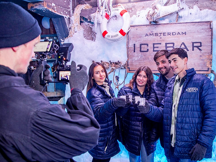 Amsterdam Icebar photo op