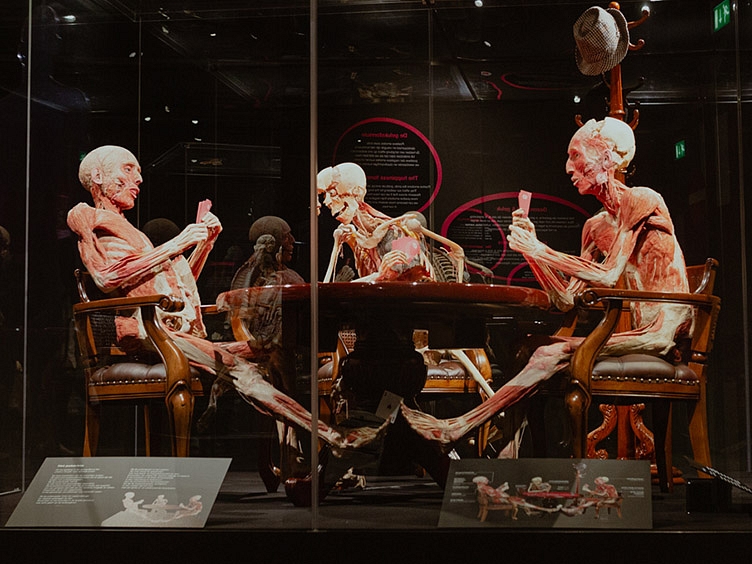 BODY WORLDS Amsterdam poker players