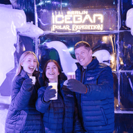 Icebar Berlin cheers 752x752
