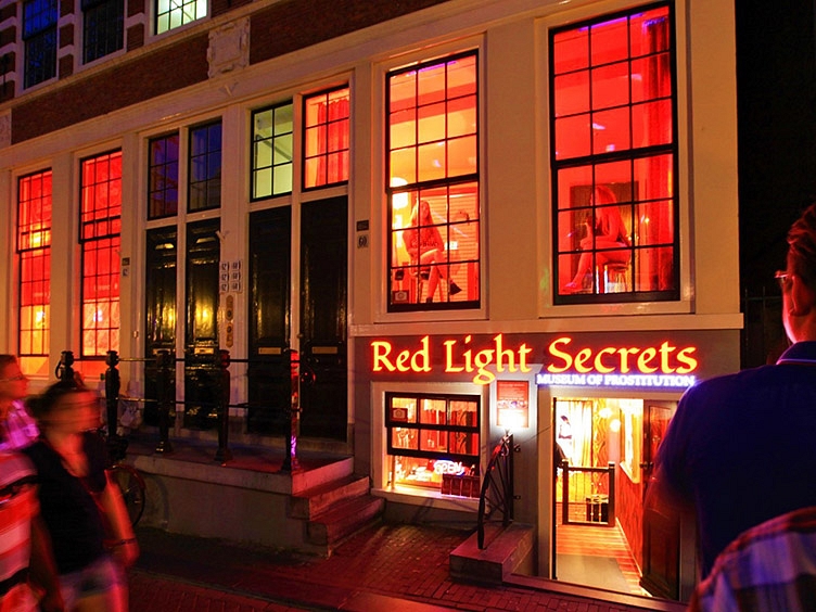 Red Light Secrets entrance at night