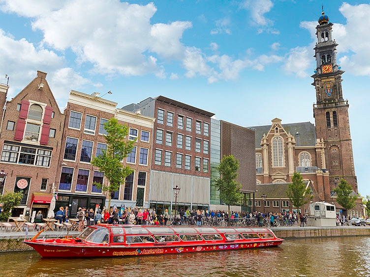 City Sightseeing Amsterdam boat at Westerkerk