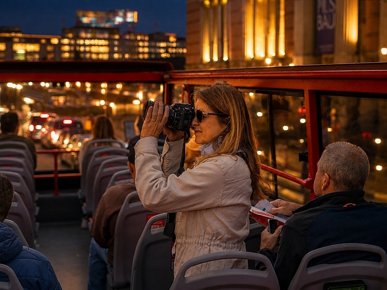 Berlin Tour of Lights City Sightseeing Lady Taking Photo of Art horizontal