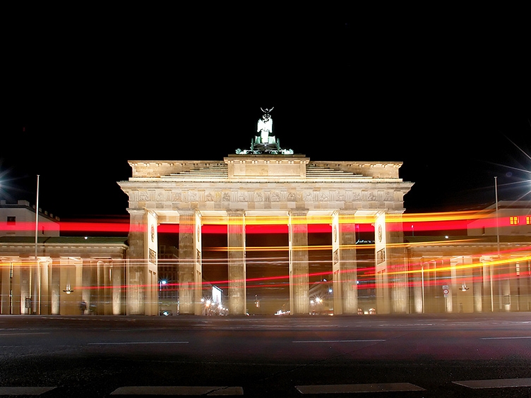 Tour of Lights Brandenburg Gate at night