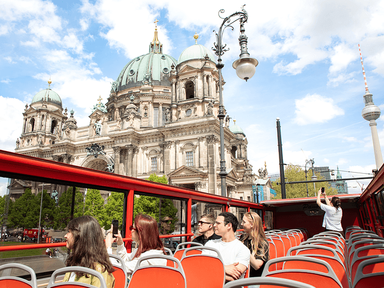 City Sightseeing Berlin Bus TV Tower Cathedral 752x564