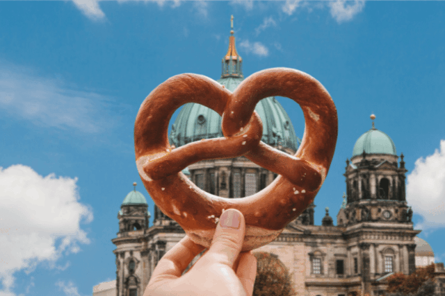 Bretzel + Berliner Dom